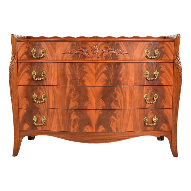 Baker Furniture Style French Regency Louis XVI Flame Mahogany Serpentine Front Chest of Drawers, Circa 1940s For Sale