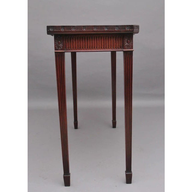 Wood Early 20th Century Mahogany Serpentine Console Table For Sale - Image 7 of 10