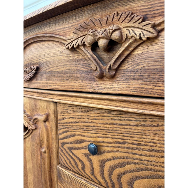 Late 20th Century Oakwood Interiors "Versailles" Carved Oak Chest of Drawers - Triple Dresser For Sale In Los Angeles - Image 6 of 12