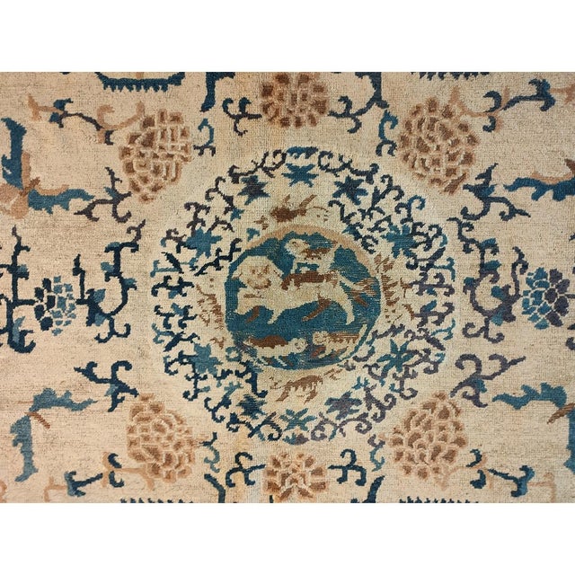 Late 19th Century 1880s Beige Foo Dogs Chinese Lions Medallion Antique Ningxia Small Rug For Sale - Image 5 of 9