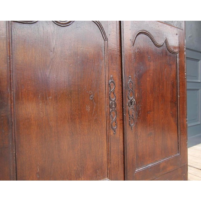 18th Century French Provincial Oak Cabinet For Sale - Image 12 of 18