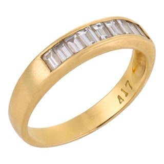 Vintage Diamond 18k Yellow Gold Band Ring, Size 7.5 For Sale