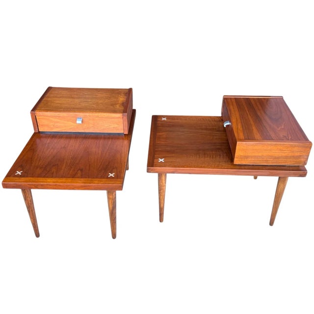 1960s Mid-Century American of Martinsville Walnut Nightstands With Floating Drawer- A Pair For Sale - Image 5 of 17