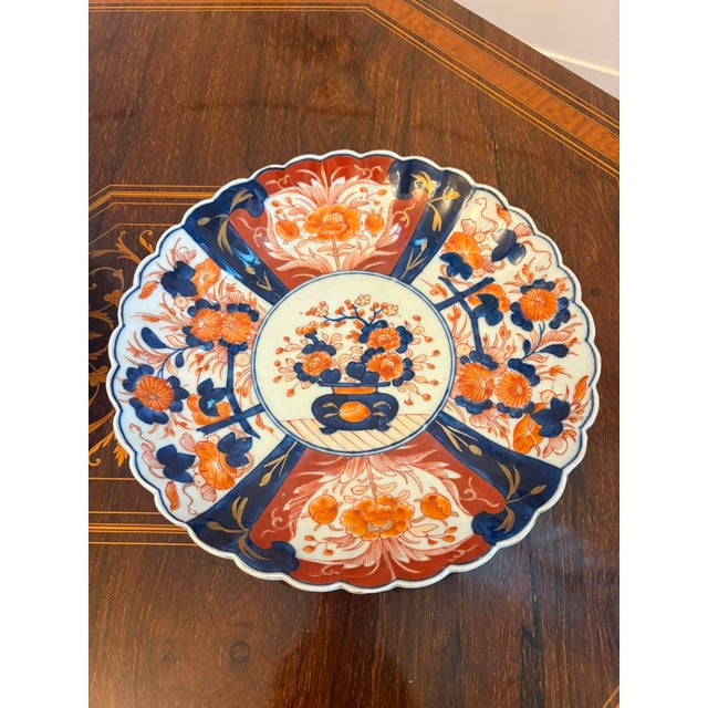Antique Japanese Imari Porcelain Plates with Scalloped Edge, 1900, Set of 2 For Sale - Image 3 of 16