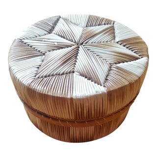 Vintage Native American Quill and Bark Star Motif Lidded Basket For Sale