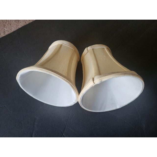 Traditional Contemporary Pair of Fabric Beige Clip-on Lamp Shades For Sale - Image 3 of 8