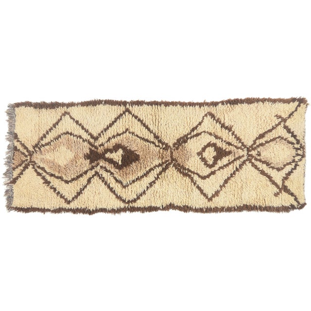 Vintage Azilal Moroccan Rug, 02'09 X 07'03 For Sale - Image 11 of 11