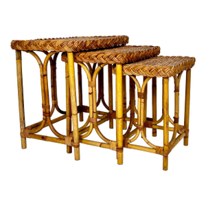 Vintage Wicker Rattan Nesting Side Tables- Set of 3