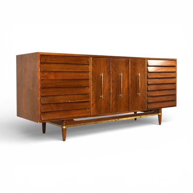 Mid-Century Modern American of Martinsville Dania Lowboy Dresser, C. 1960s For Sale - Image 3 of 12