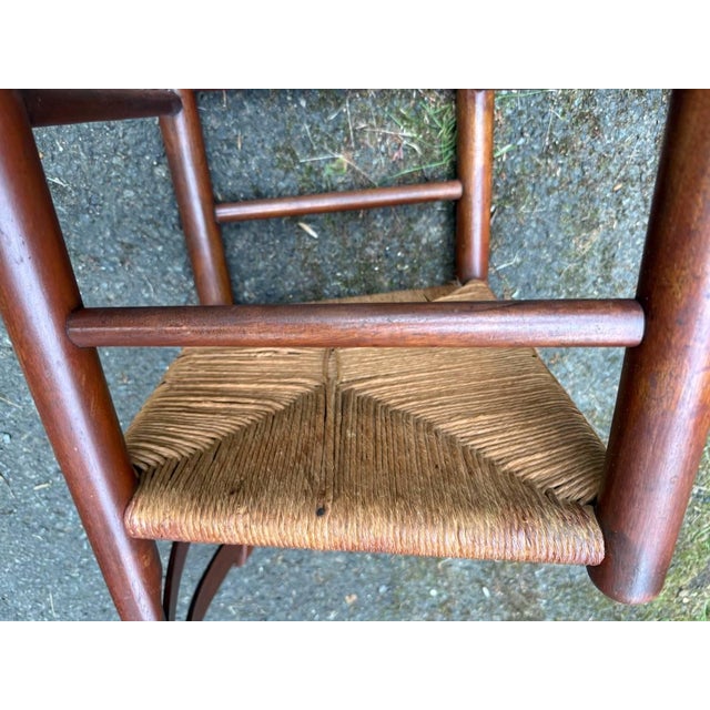 Farmhouse Vintage Early American Shaker Style Solid Wood Ladder Back Rush Seats Dining Chairs For Sale - Image 3 of 16