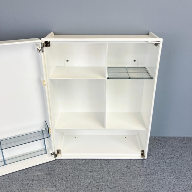 Plastic Frejus Bathroom Cabinet in ABS Plastic from Carrara and Matta, 1970s For Sale - Image 7 of 10