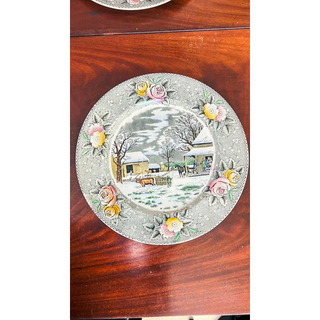 1930s Adams Currier and Ives Dinner Plates Gray Rose Border Vintage Americana Transferware - Set of 8 For Sale - Image 9 of 12