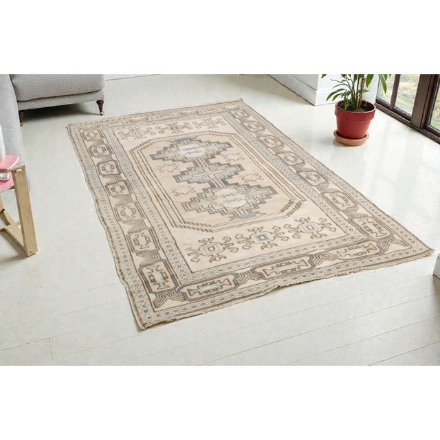 Natural Mid 20th Century Wool Flora Rug For Sale - Image 4 of 10