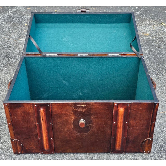 20th Century Large Felt Lined Leather Trunk For Sale - Image 14 of 15