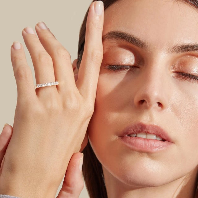 This is part of Chairish’s Fine Jewelry assortment. Introducing "The Maya Asscher Cut Bar Ring" from the Lumeniri Diamonds...