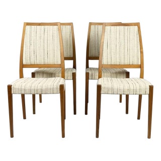 Vintage Nordic Chairs in Fabric, 1960s, Set of 4 For Sale