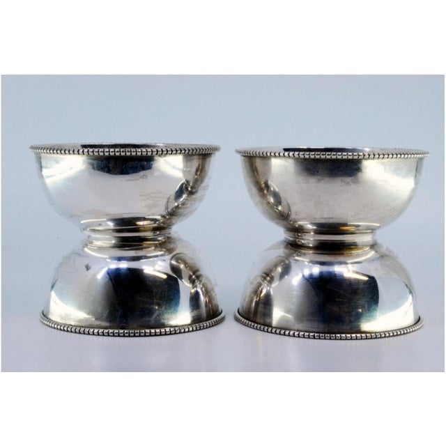 Washbasins in Plain Silver with Pearly Edges, Set of 4, in Very Good conditions. Designed 1920 to 1949 This piece has an...