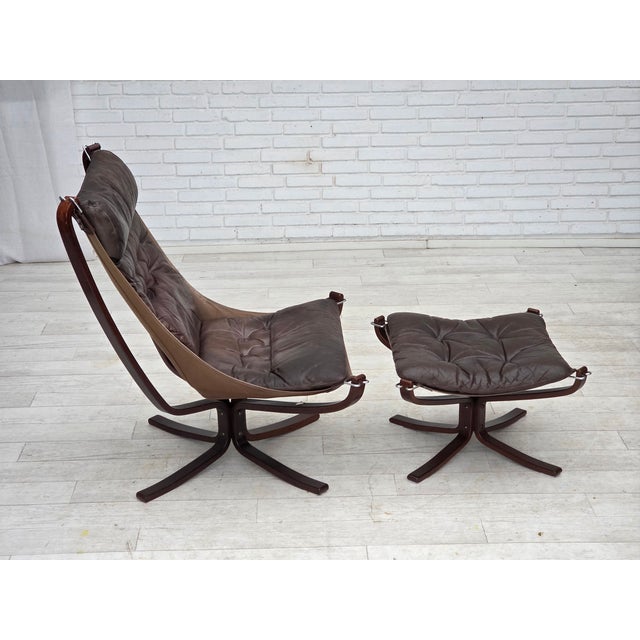 Set of Norwegian Falcon Lounge Chair and Ottoman by Sigurd Ressel, 1970s For Sale - Image 9 of 18
