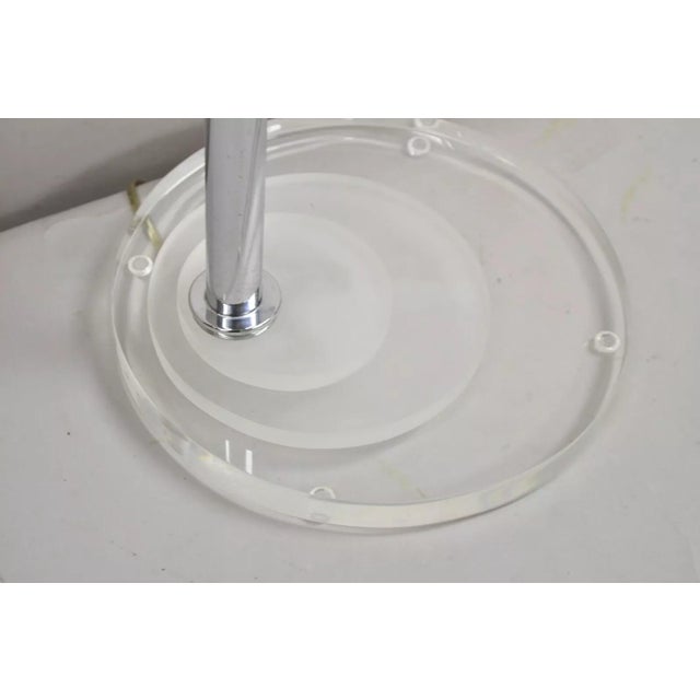 Vintage Mid Century Modern Sculptural Chome & Lucite Arch Table Desk Lamp For Sale In Philadelphia - Image 6 of 12