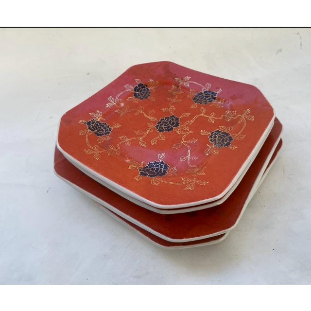 1970s Neiman Marcus Octagonal Hand-Painted Dessert Plates in Burnt Orange, Navy & Gold For Sale - Image 4 of 5