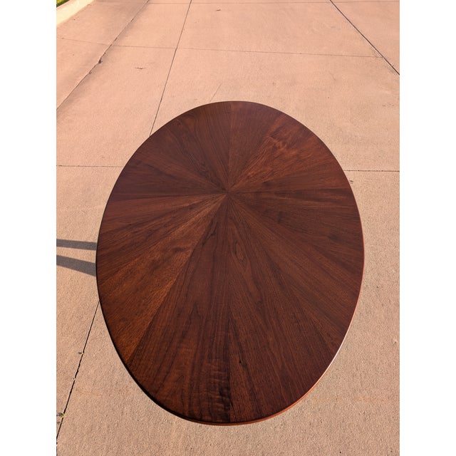 1970s 1970s Walnut Starburst Oval Dining Table by Osvaldo Borsani for Stow Davis For Sale - Image 5 of 18