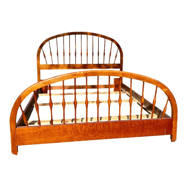 1990s Thomasville Queen or Full Size Solitaire Shaker Spindle Cherry Solid Wood Bed Frame For Sale