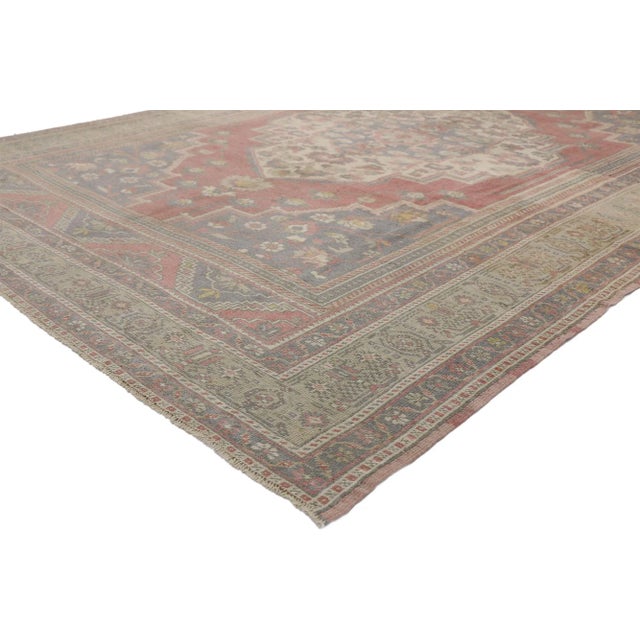 Vintage Turkish Oushak Rug with Artisan and American Colonial Style 06'11 x 09'09. This hand knotted wool vintage Turkish...