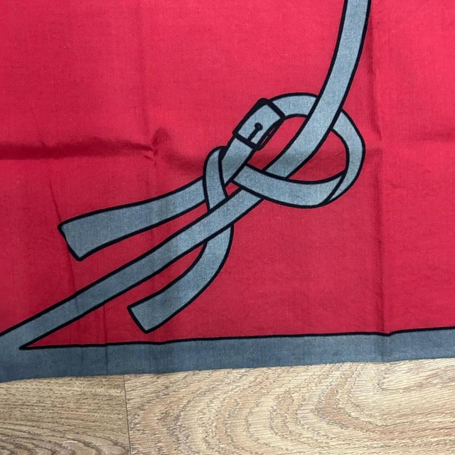 1980s Iconic Italian Red and Gray Silk Scarf by Roberta Di Camerino For Sale - Image 6 of 7
