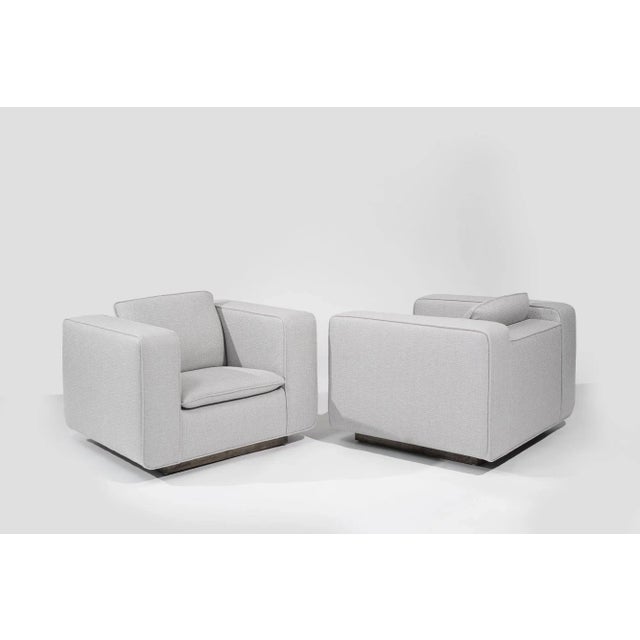 Mid-Century Modern Italian Lounge Chairs in Grey Linen, Circa 1950s For Sale - Image 3 of 10