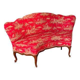 Vintage French Heritage Red Toile Louis XV Curved Loveseat Sofa For Sale