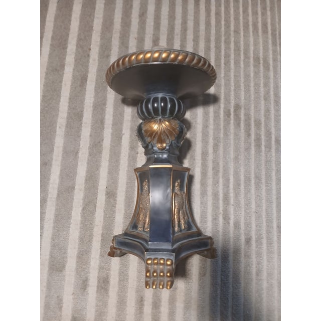 Hollywood Regency Glass Top Pedestal Side Table With Gilt Neoclassical Base For Sale - Image 4 of 9