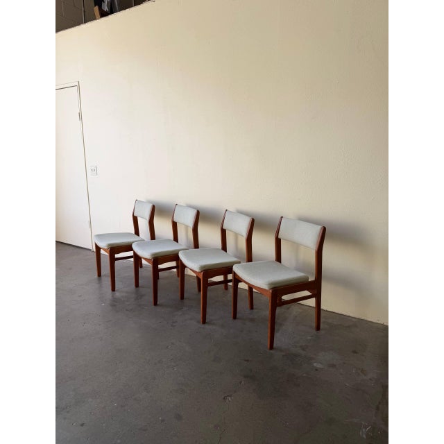1960s Set of 4 Mid Century Danish Teak Dining Chairs – Scandinavian Modern Chairs 1960s For Sale - Image 5 of 10