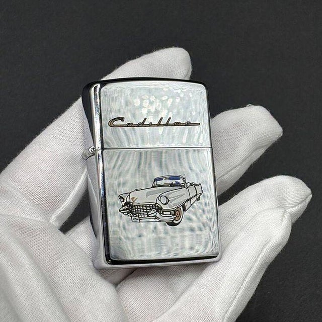 Highly Polished Enamled 1955 Cadillac H6 Zippo Lighter in Original Box For Sale In Los Angeles - Image 6 of 7