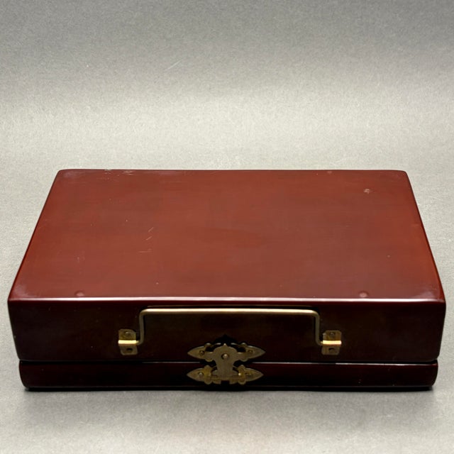 Vintage Vietnamese Lacquered Jewelry Box 1960s–1970s Brown Lacquer Mother of Pearl Inlay For Sale - Image 9 of 11