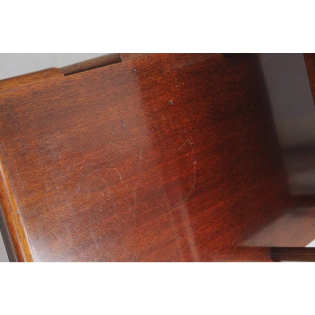 Brown Mid Century Modern V-Leg t.h. Robsjohn Gibbings Style Mahogany Step Side Table For Sale - Image 8 of 11