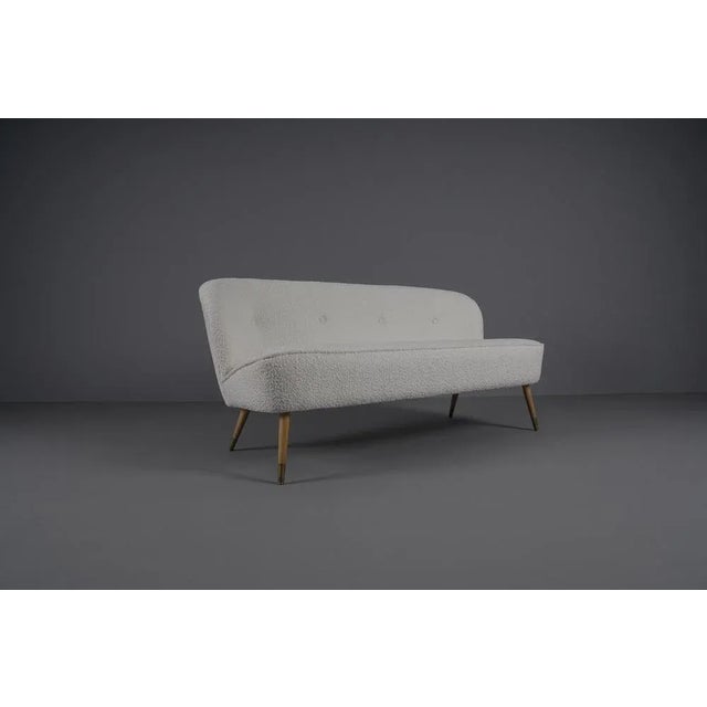 White Boucle Upholstery Fabric Cocktail Sofa, 1950s For Sale - Image 9 of 9