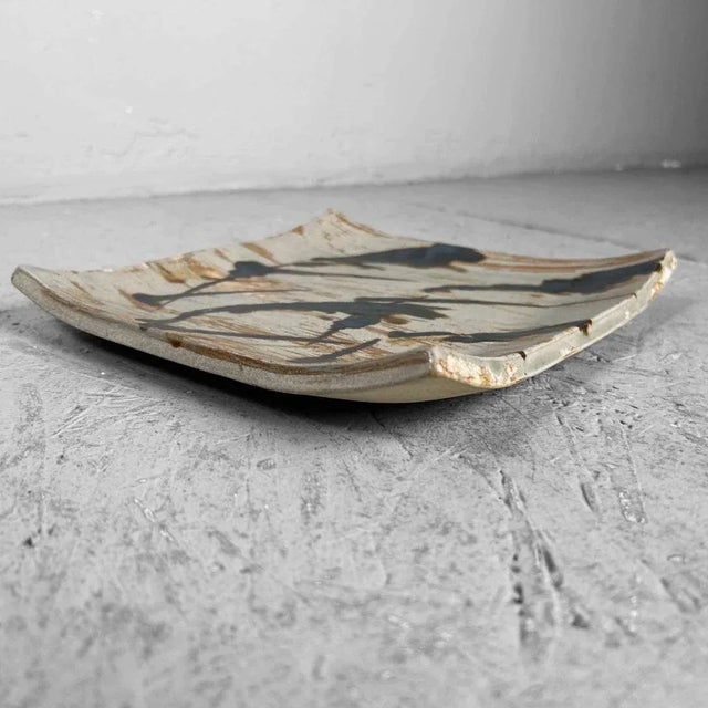 Mid-Century Modern Ceramic Bowl / Vide Poche with Grass Motif, Japan, 1980s For Sale - Image 3 of 10