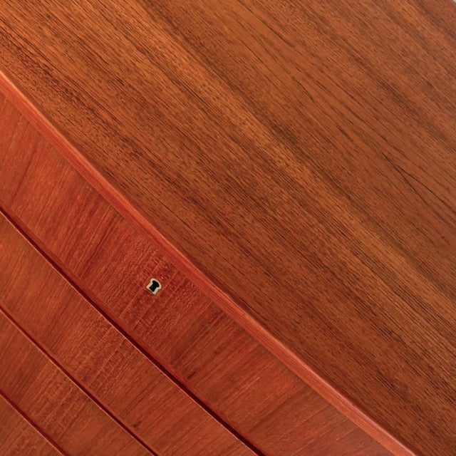 Vintage Danish Teak 6-Drawer Dresser For Sale - Image 4 of 6