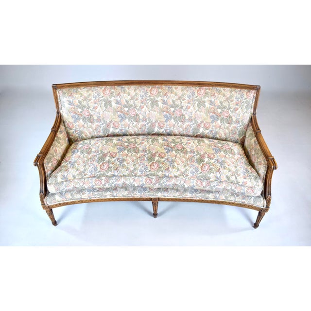 Tommi Parzinger Louis XVI Style Sofa, Hand-Carved Walnut, Floral Tapestry, Usa, 1960s For Sale - Image 4 of 13