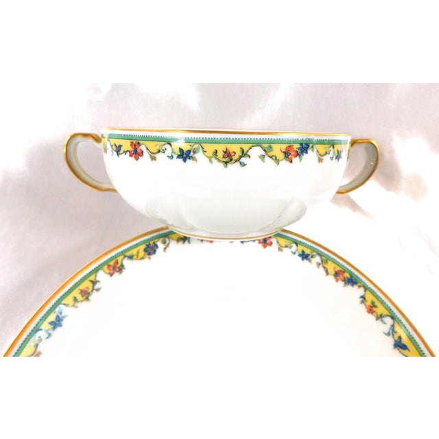 Traditional 1940s Large Haviland Set of Ten Flat Cream Soup Bowls and Underplates - Set of 23 For Sale - Image 3 of 6