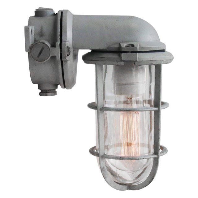 Vintage Industrial Gray Metal and Clear Glass Wall Lamp from Industria Rotterdam For Sale - Image 6 of 6
