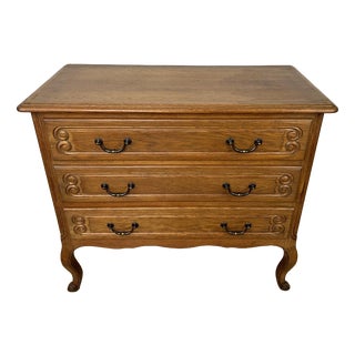 Vintage French Louis Style Oak Chest of 3 Drawers For Sale