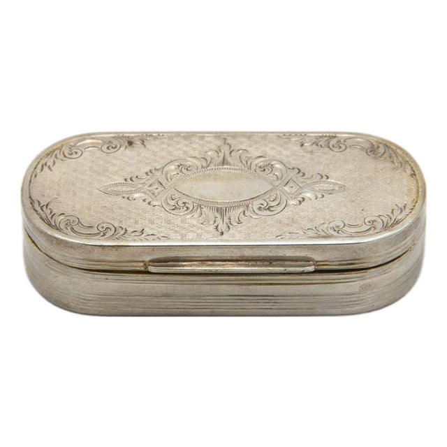 Snuff Box in Guilloche Silver For Sale