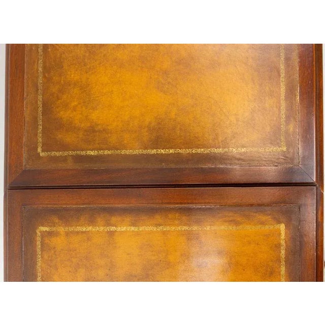 English Folding Coffee Table in White Wood and Leather, 1960s For Sale - Image 6 of 11