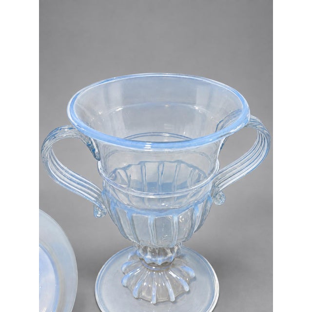 Venetian Opalescent Glass Covered Urn, Attributed Salviati - Early 20th Century For Sale - Image 9 of 12