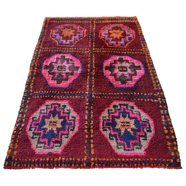 Deep Burgundy & Hot Pink Vintage Rug | 4x6 Turkish Rug Geometric Wool Kilim | Mid Century Tribal Accent - 3′10″ X 6′3″ For Sale - Image 6 of 11