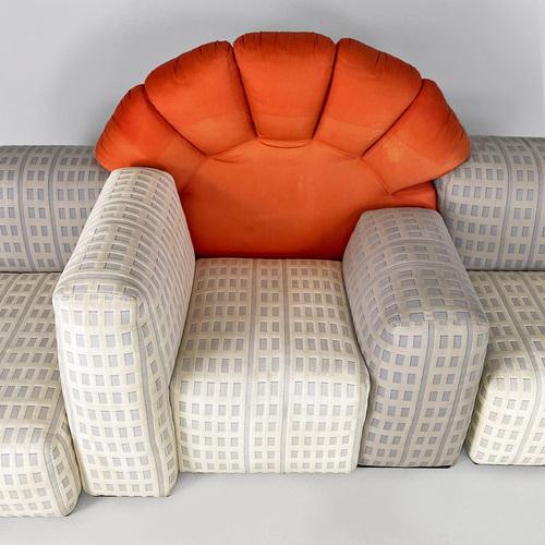 Gold Italian Modern Sunset in New York Modular Sofa attributed to Gaetano Pesce for Cassina, 1984, Set of 8 For Sale - Image 8 of 18