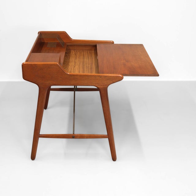 Small Teak Desk by Svend Age Madsen for Knudsen & Son, 1950s For Sale - Image 6 of 17