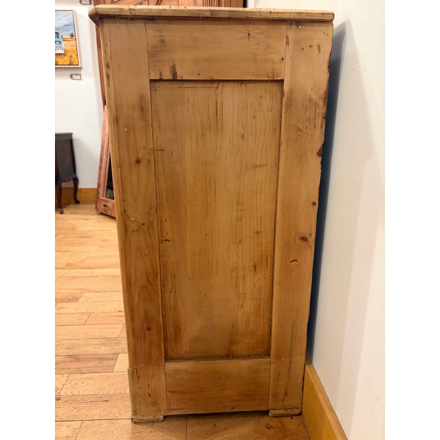 Antique Scrubbed Pine Dresser For Sale - Image 4 of 11
