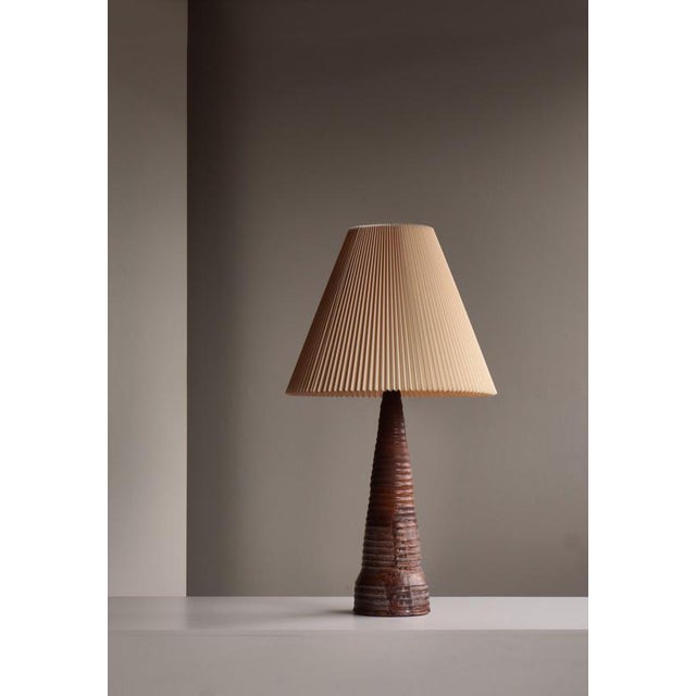 1920s Large Art Nouveau Ceramic Table Lamp by Hans Peter Knudsen, Denmark, 1920s For Sale - Image 5 of 16